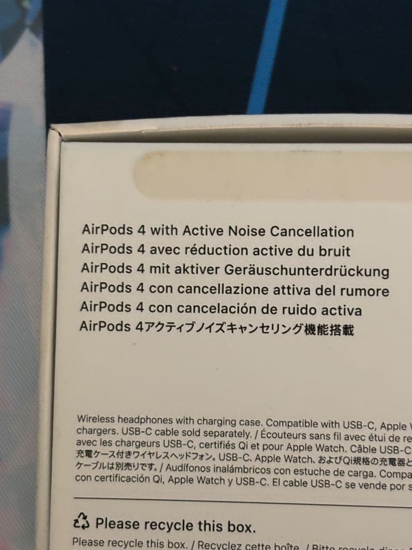 Apple AirPods4 本体