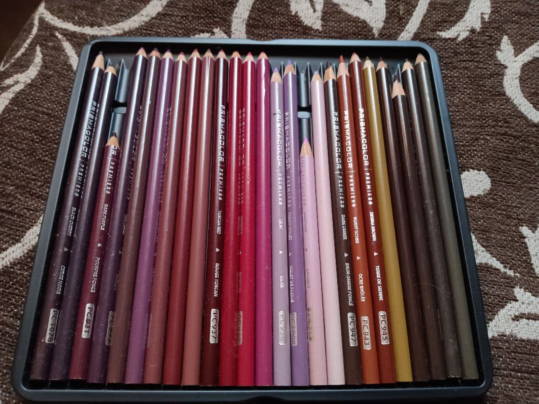 プリズマカラー150色