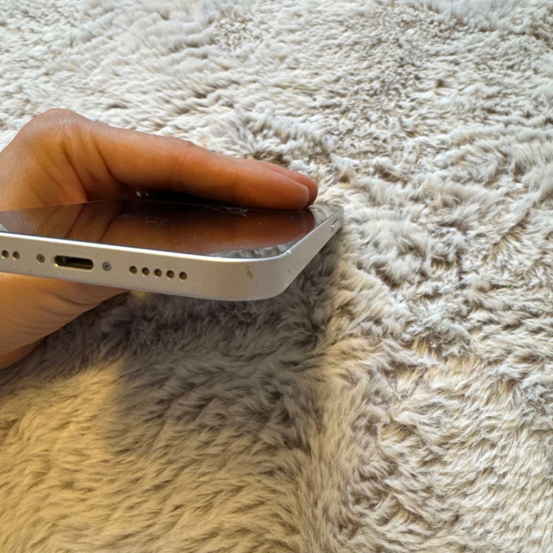 Apple iPhone 12 64GB ホワイト 本体