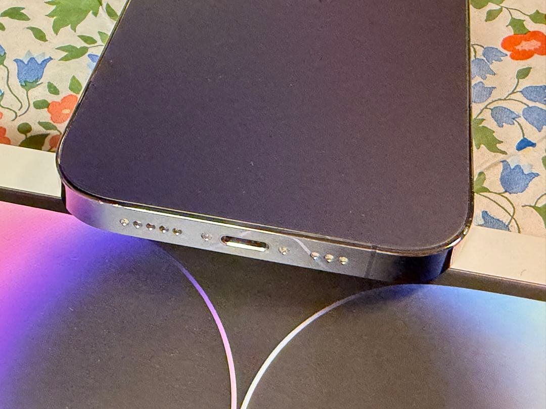 【美品】iPhone 14 Pro 1TB ブラック　SIMフリー