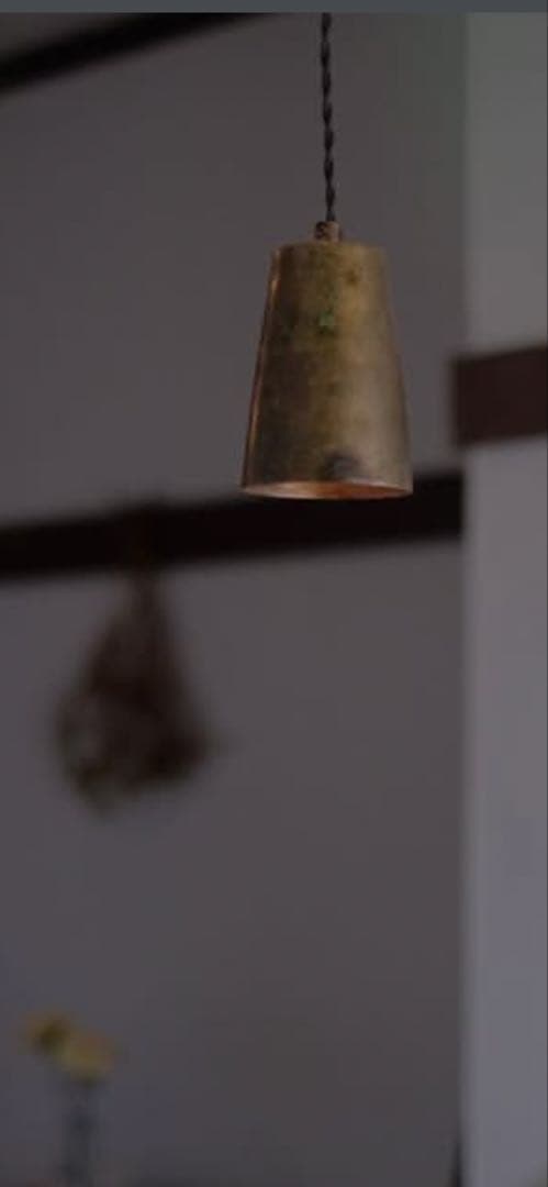 はいいろオオカミ+花屋西別府商店　真鍮のランプ　古道具