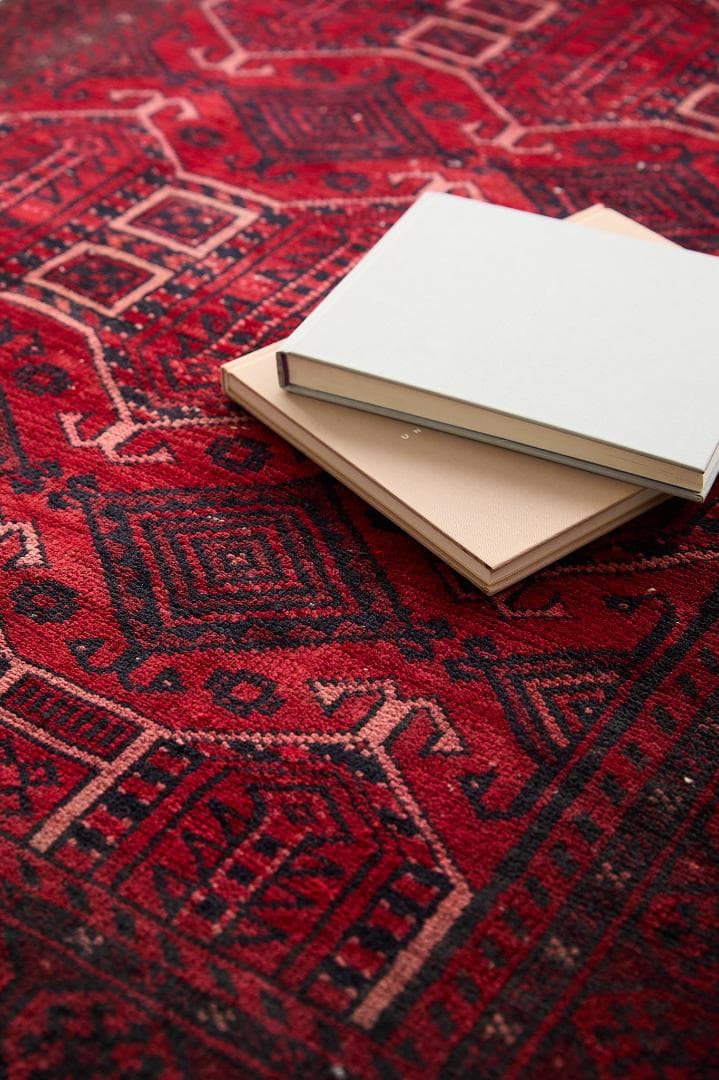 ヴィンテージラグ　ペルシャ絨毯　トライバルラグ　（193×102cm）赤　黒