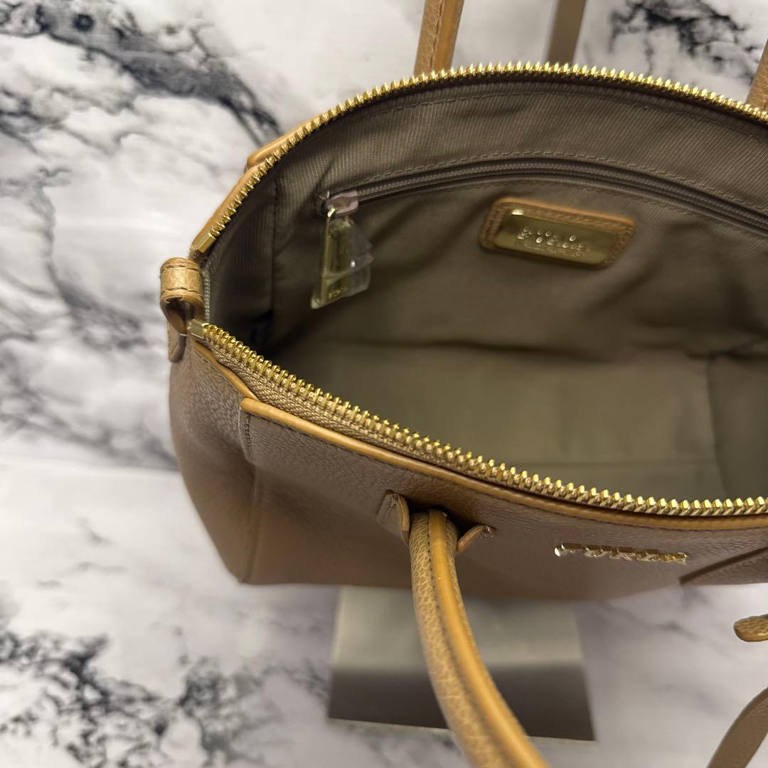 (未使用品)大人気、フルラ、テッサ、2wayバッグ、オールレザー、シボ革、人気色