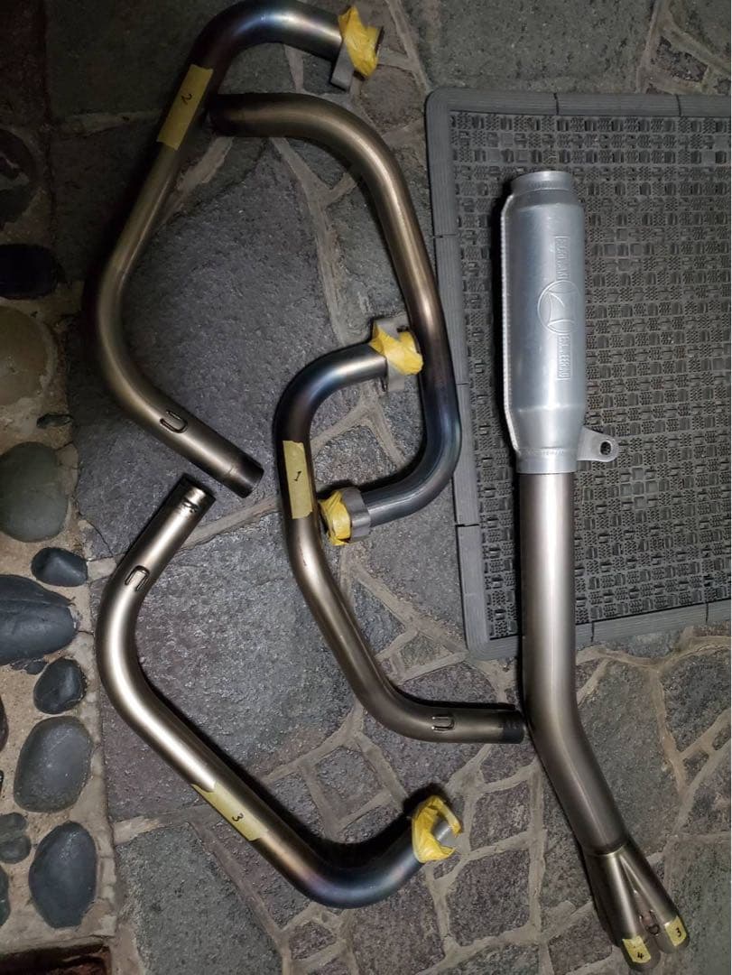 Oゼファー400 希少モリワキ　モナカマフラー