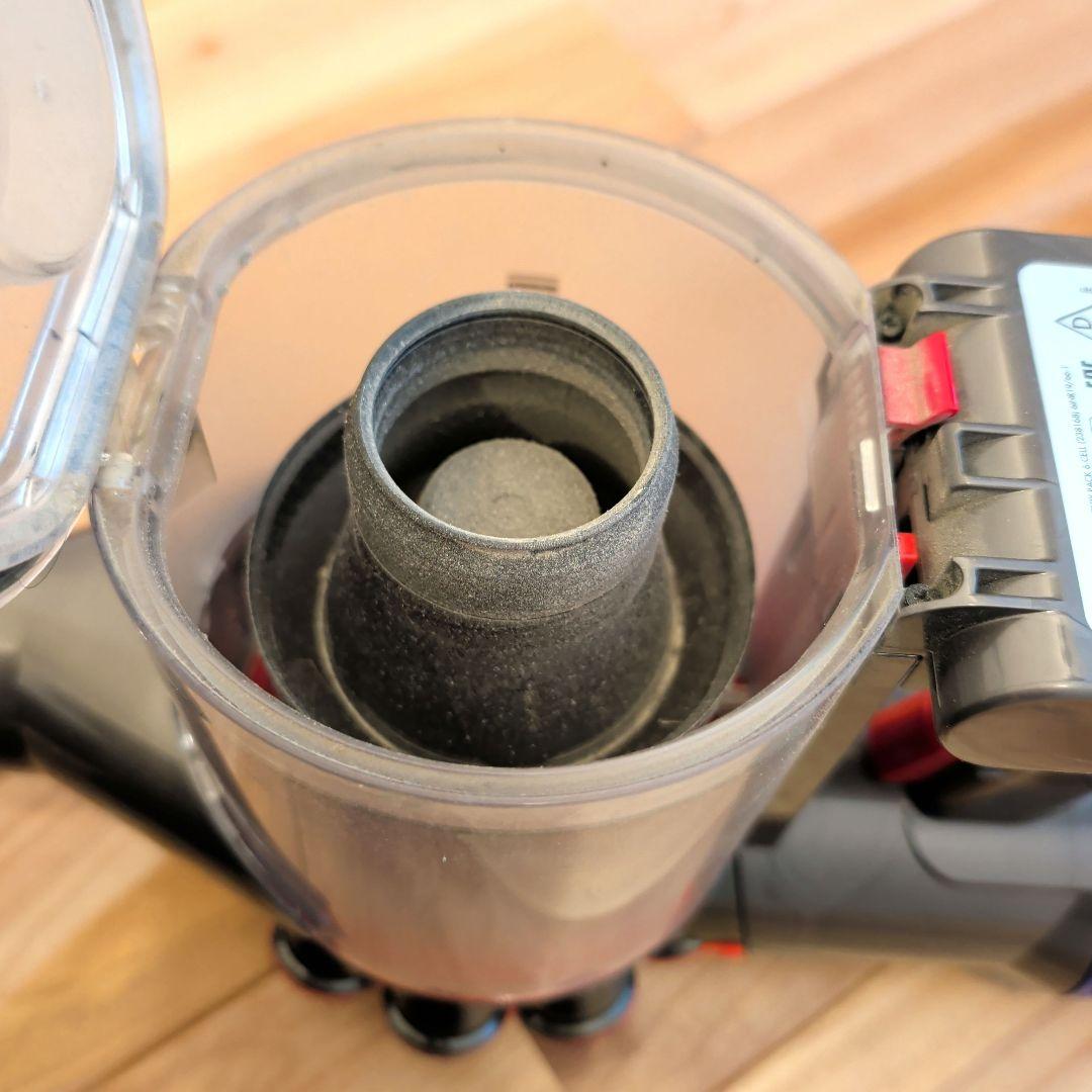【バッテリー交換必要】ダイソン 掃除機（dyson V8 fluffy+）
