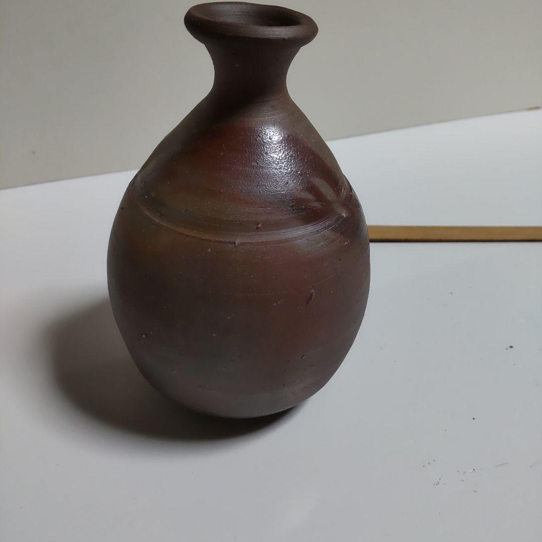 備前焼 人間国宝 藤原和氏作の酒器 一輪挿しです。