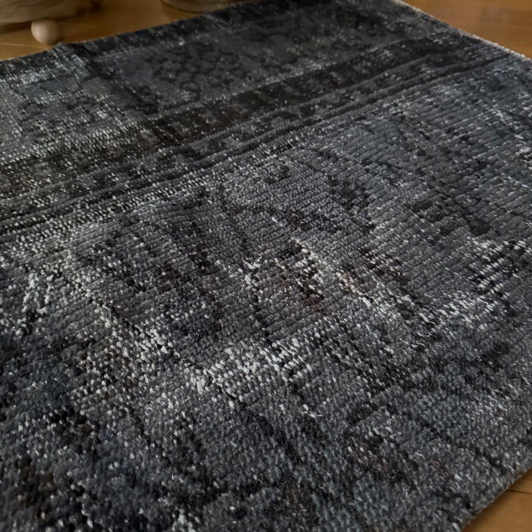 69×124ダークグレイ　オーバーダイ　ボタニカル　トルコヴィンテージラグ