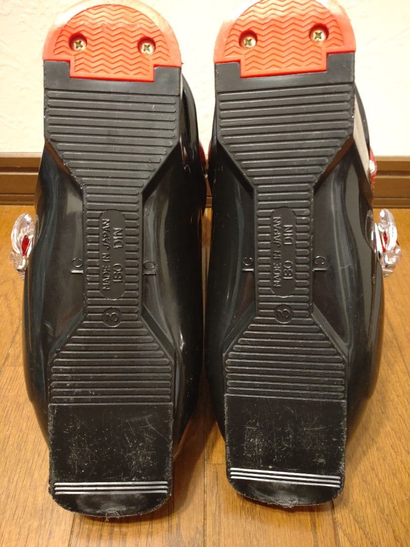 SWALLOW スキー、BIGHORNブーツ、ストック、その他おまけ付き