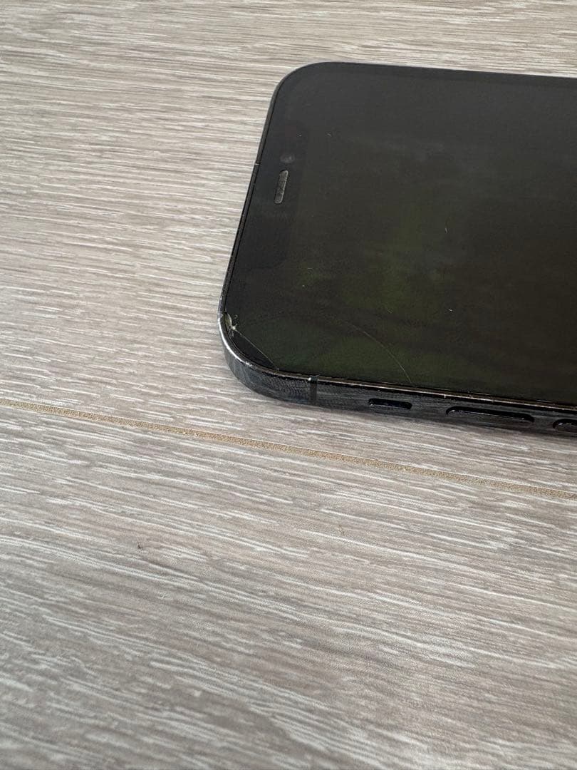 Apple iPhone 12 128GB 海外中古購入 SIMフリー