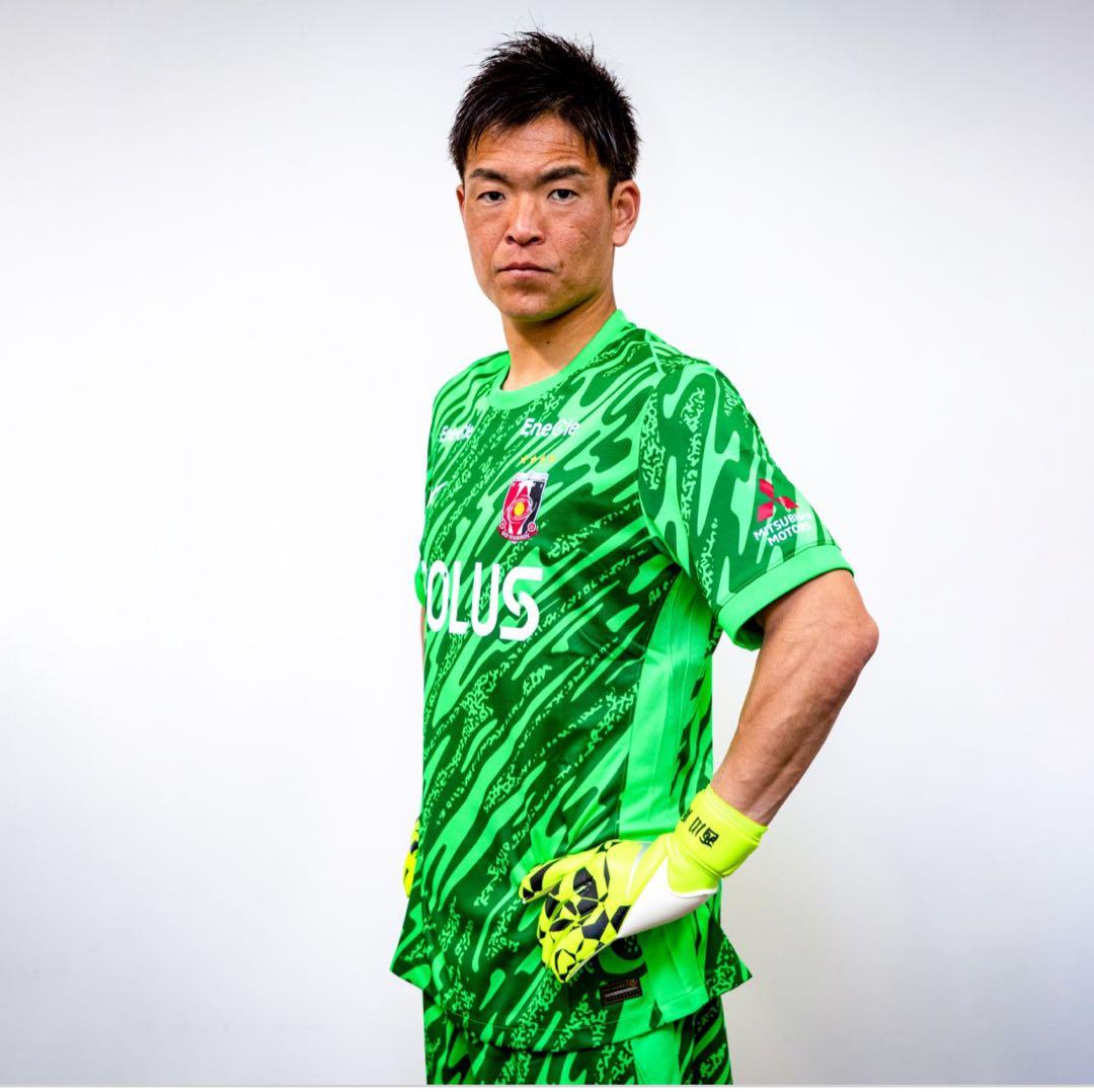 2025 浦和レッズ ゴールキーパー　GK ユニフォーム　番号無し 【2XL】
