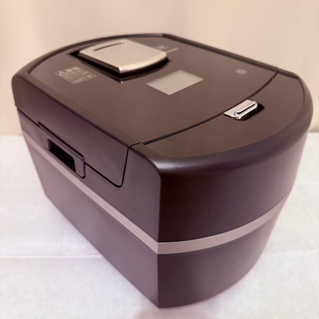 美品　アイリスオーヤマ 炊飯器 5.5合 IH 瞬熱真空釜 RC-IF50 黒