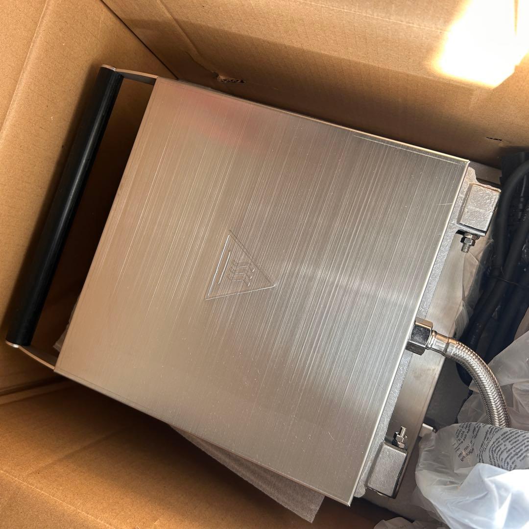 羊*♡様 【新品未使用】業務用ワッフルメーカー 6枚焼き