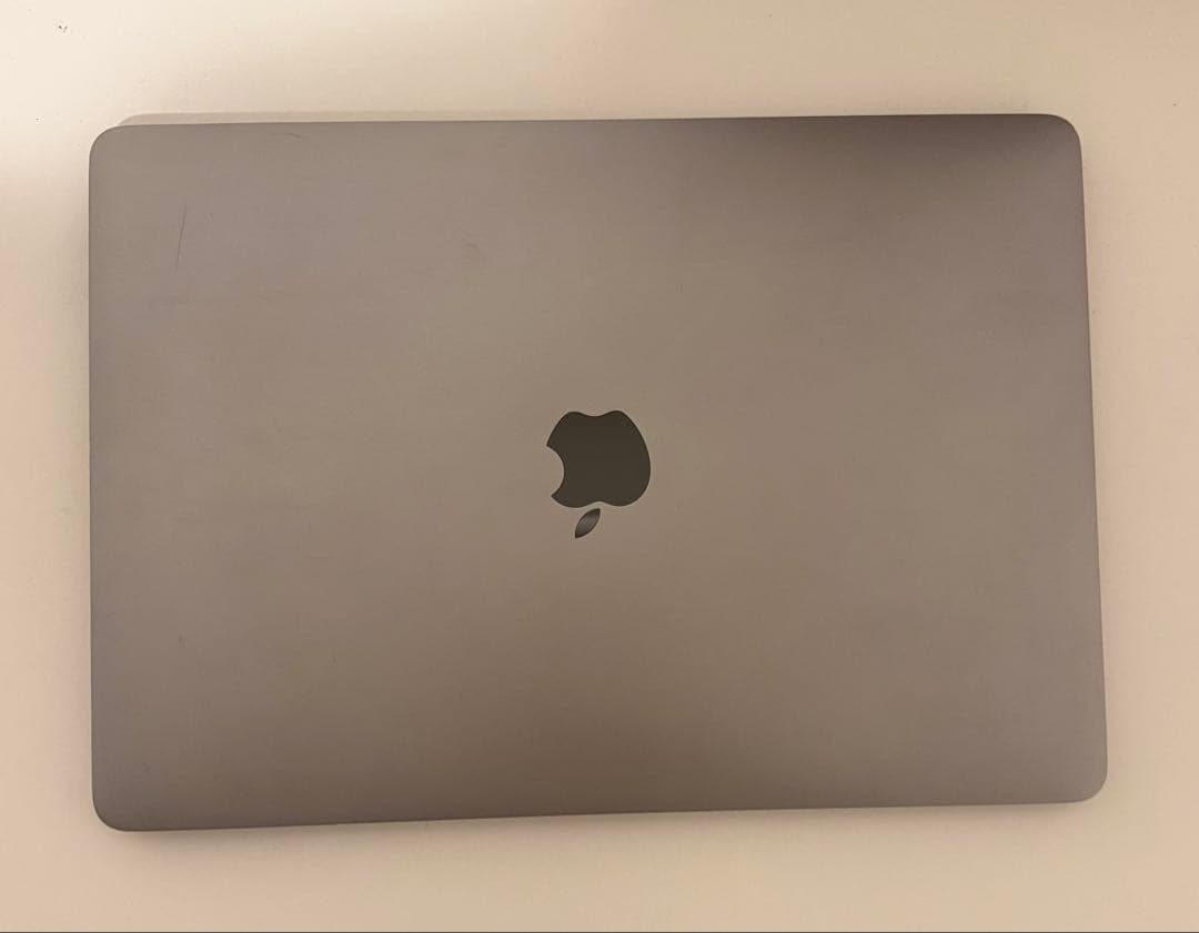 Macbook Pro 2017 13インチ 今年最新mac os