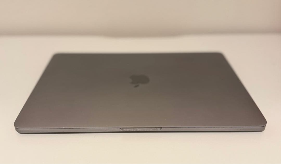 Macbook Pro 2017 13インチ 今年最新mac os