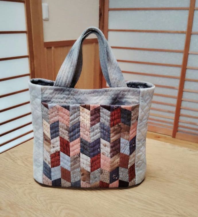 ダイヤモンド柄の手提げバッグ トートバッグ ハンドメイド キルトパーティ