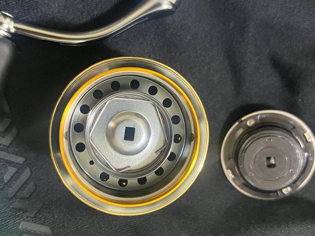 23エアリティLT 2500S スピニングリール　新品未使用☆早い者勝ち☆処分品