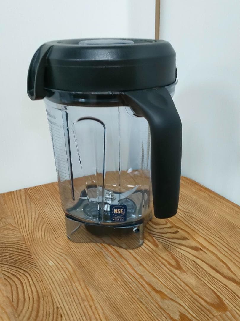 【新品・未使用】バイタミックス E520　ホワイト　保証書あり　1581