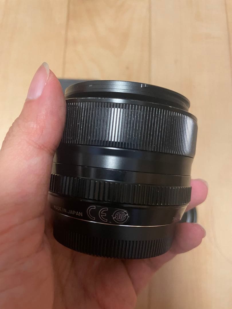 フジノン　xf35mmf1.4 r レンズフード付き