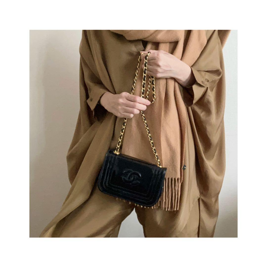 dubi♡dubi 様♡CHANEL パテント　デカココ　チェーンバッグ