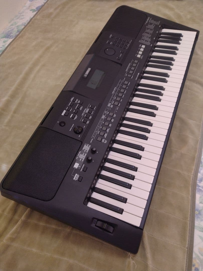 中古良品　ヤマハ PSR-E463 ポータトーン キーボード 電子ピアノ