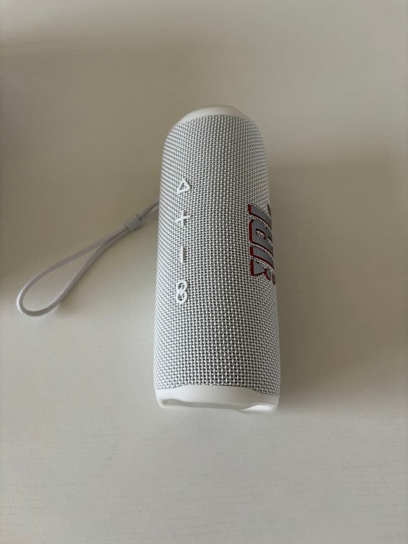 JBL FLIP6 ホワイト ワイヤレススピーカー