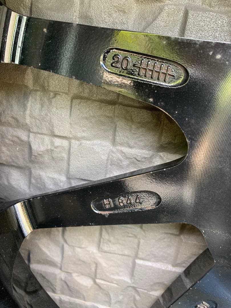 メルセデスベンツGLAスタッドレスセット