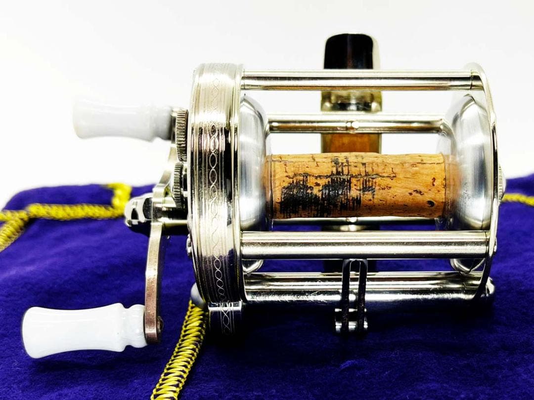 PFLUEGER SUMMIT No.1993L GOLD風カスタムリール