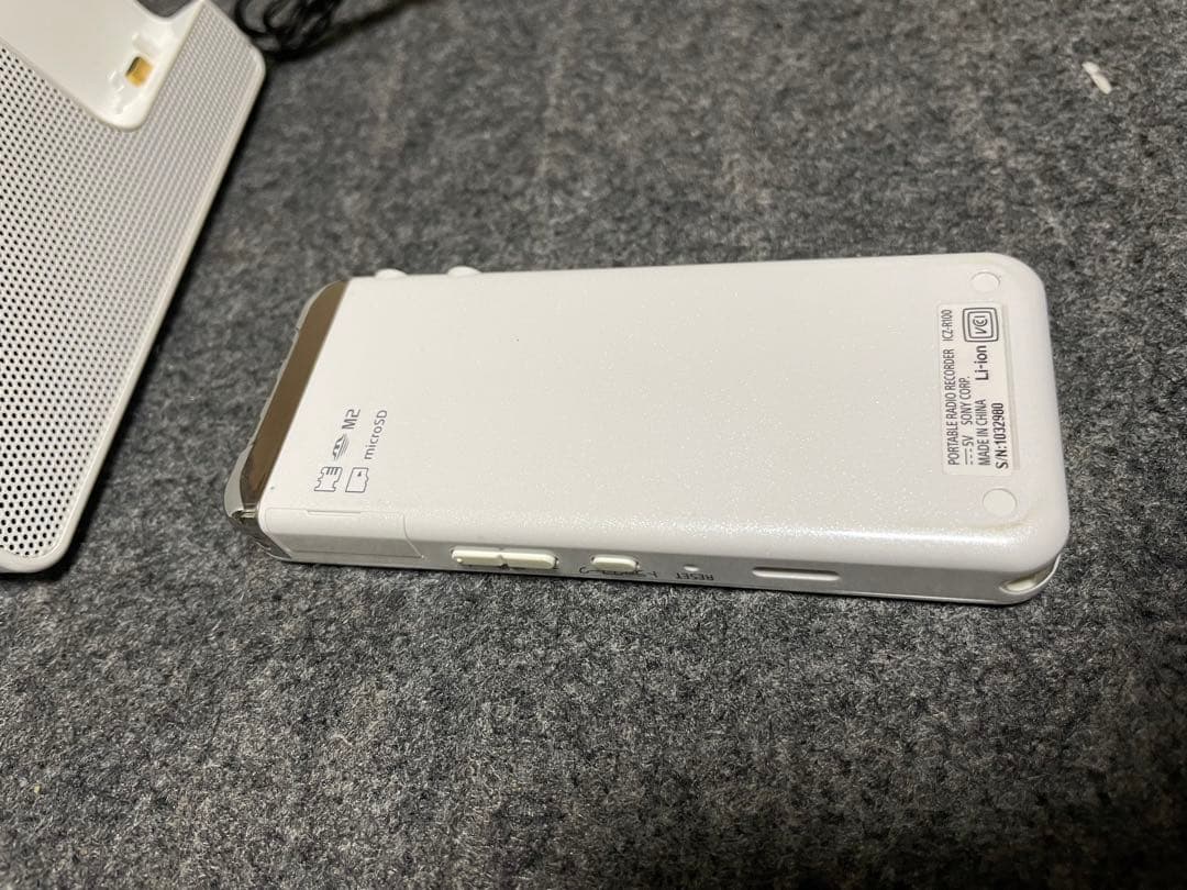 SONY ICZ-R100 ポータブルラジオレコーダー