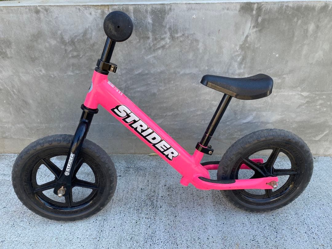 ストライダーと専用バッグ