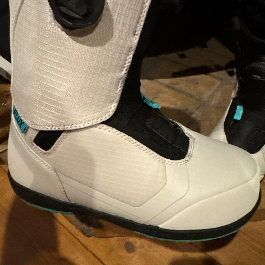 Flux LB-BOAシステム スノーボードブーツ