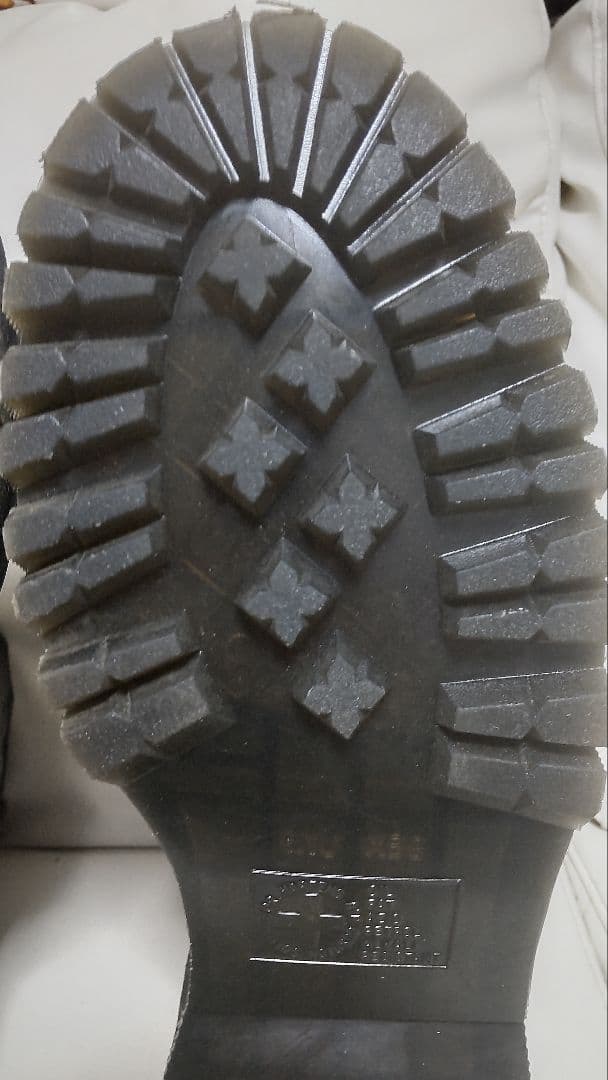 ベ*ン様 ドクターマーチン 厚底 チェルシー 黒 UK9 サイドゴアブーツ QU