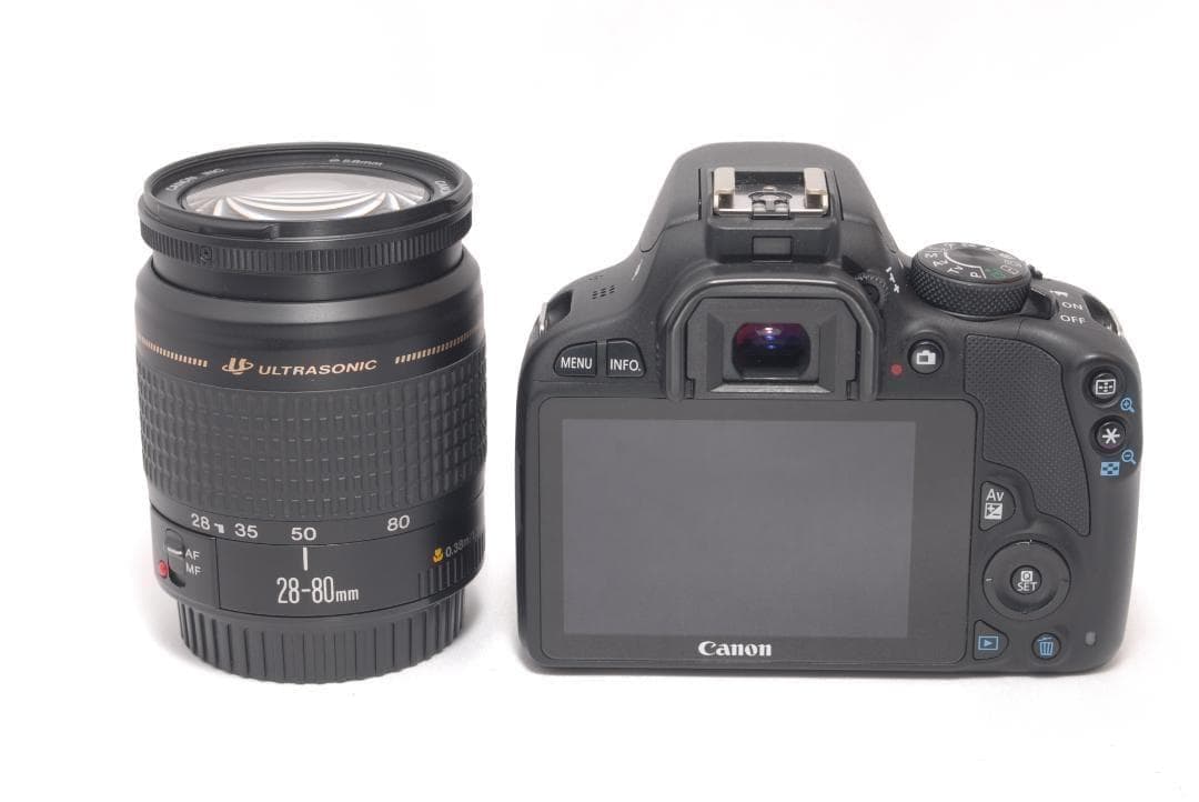 ⭐️バッグ＆説明書付き⭐️Canon Kiss X7 キャノン　デジタル一眼