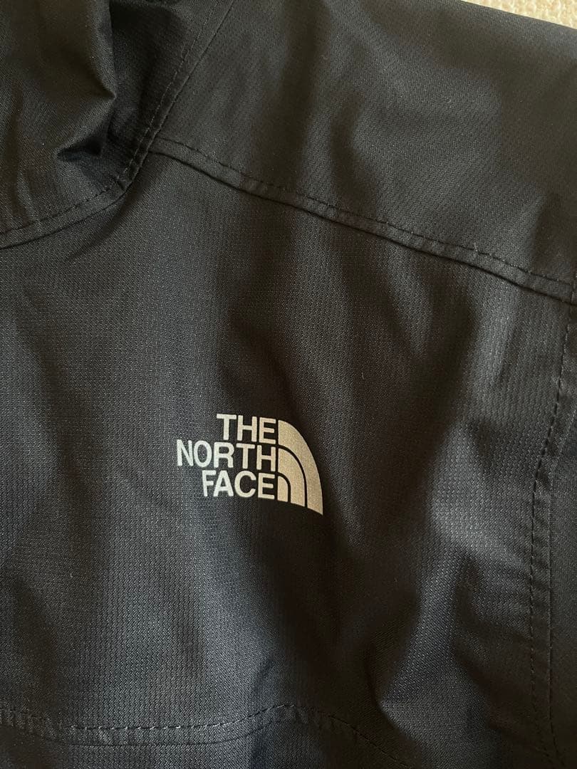 新品タグ付き　ノースフェイス　マウンテンジャケット　130 ナイロン