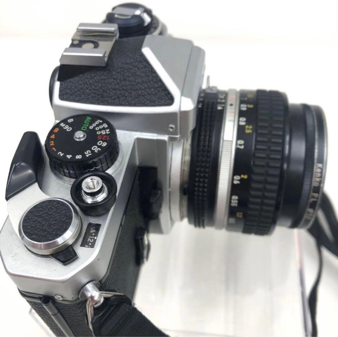 R Nikon 一眼レフカメラ シルバー ブラック　ジャンク