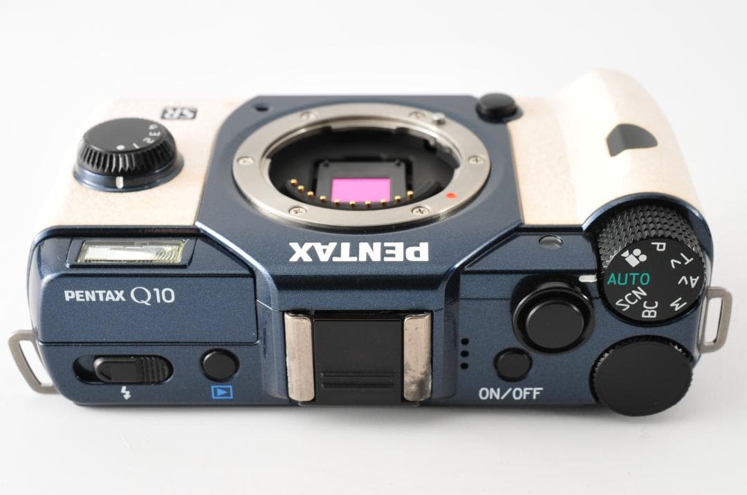 Pentax Q10 ネイビー＆クリーム カラー 充電器、バッテリー付 #97