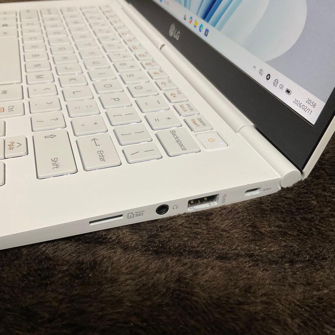 Windowsノート本体 LG 14Z970-GA55J