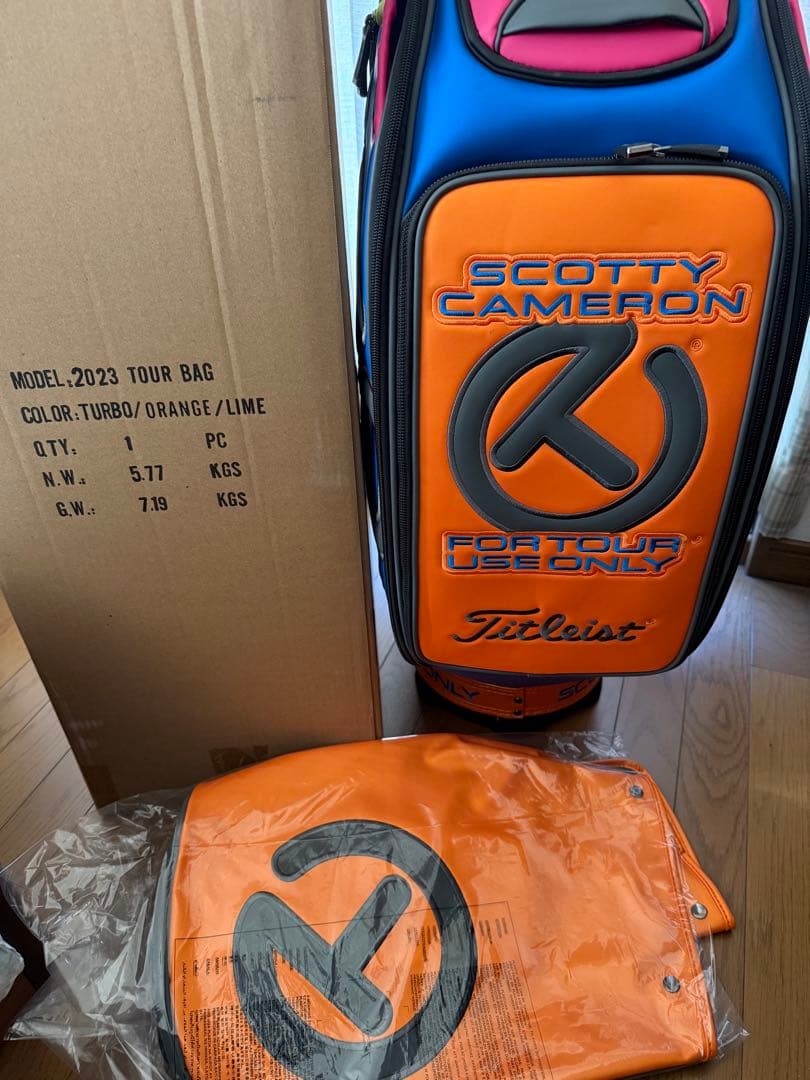 値下げしましたScotty Cameron ツアーバッグ