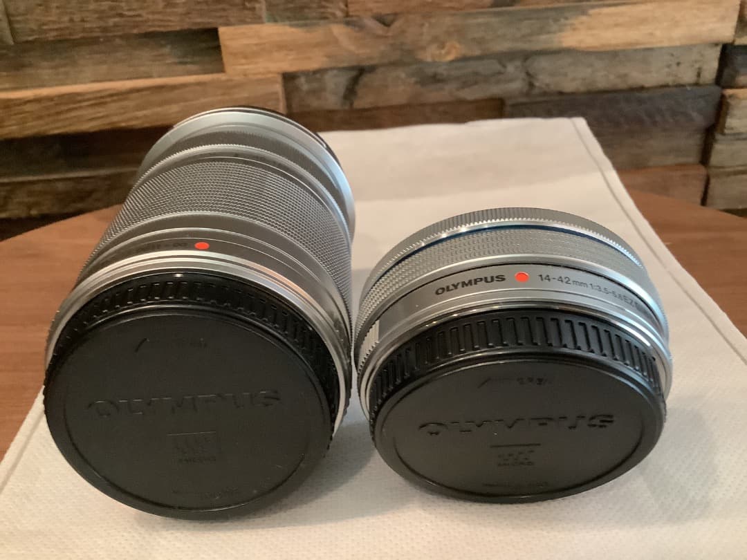 レンズ２本付き OLYMPUS PEN E-PL8 ブラウン ダブルズームキット