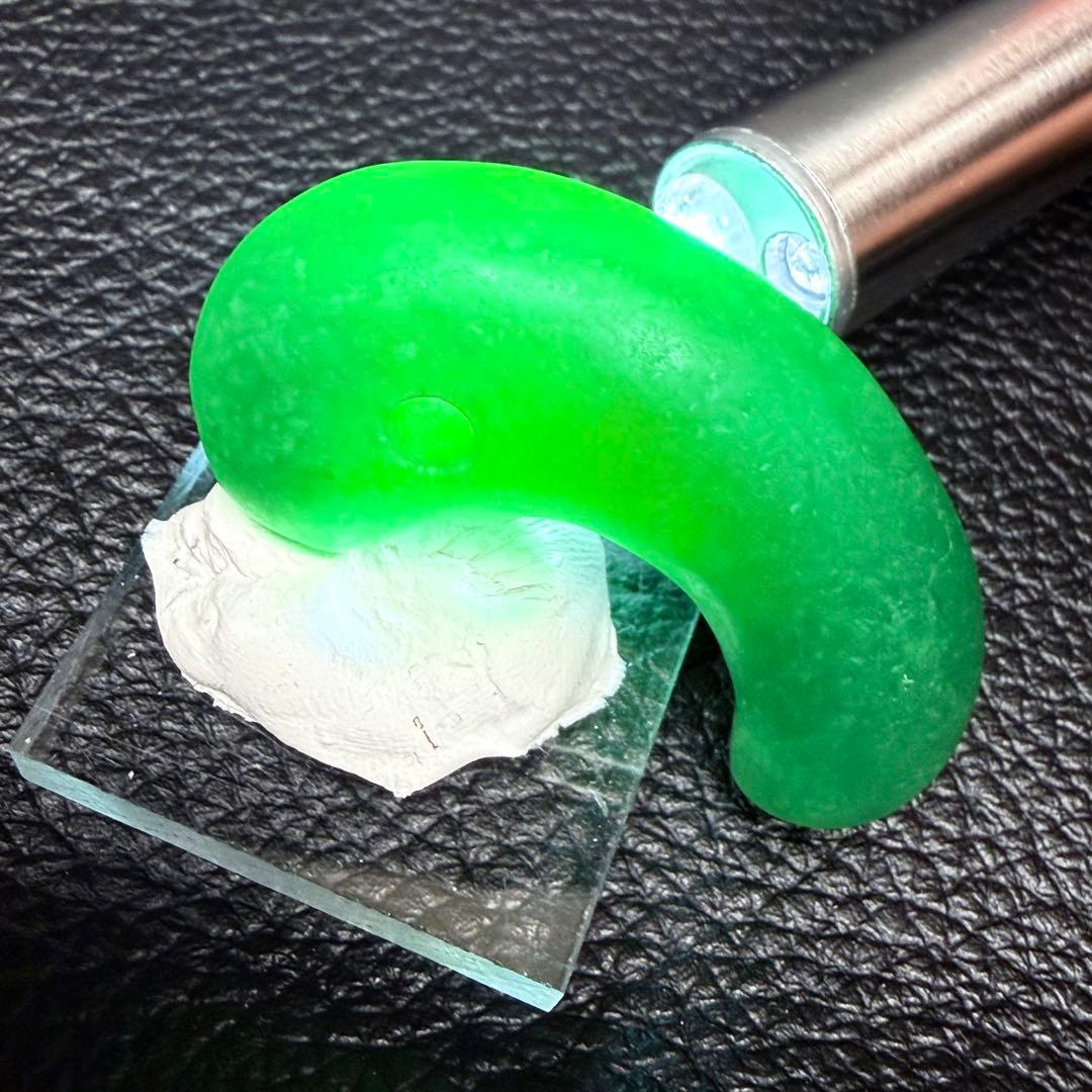 縄文、弥生、硬玉大珠、魔除け石 透明度ある古墳期 ヒスイ硬玉翡翠 勾玉