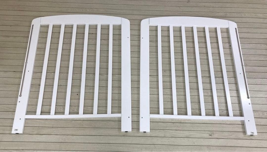 カトージ　ハイタイプベビーベッド（プチホワイト）