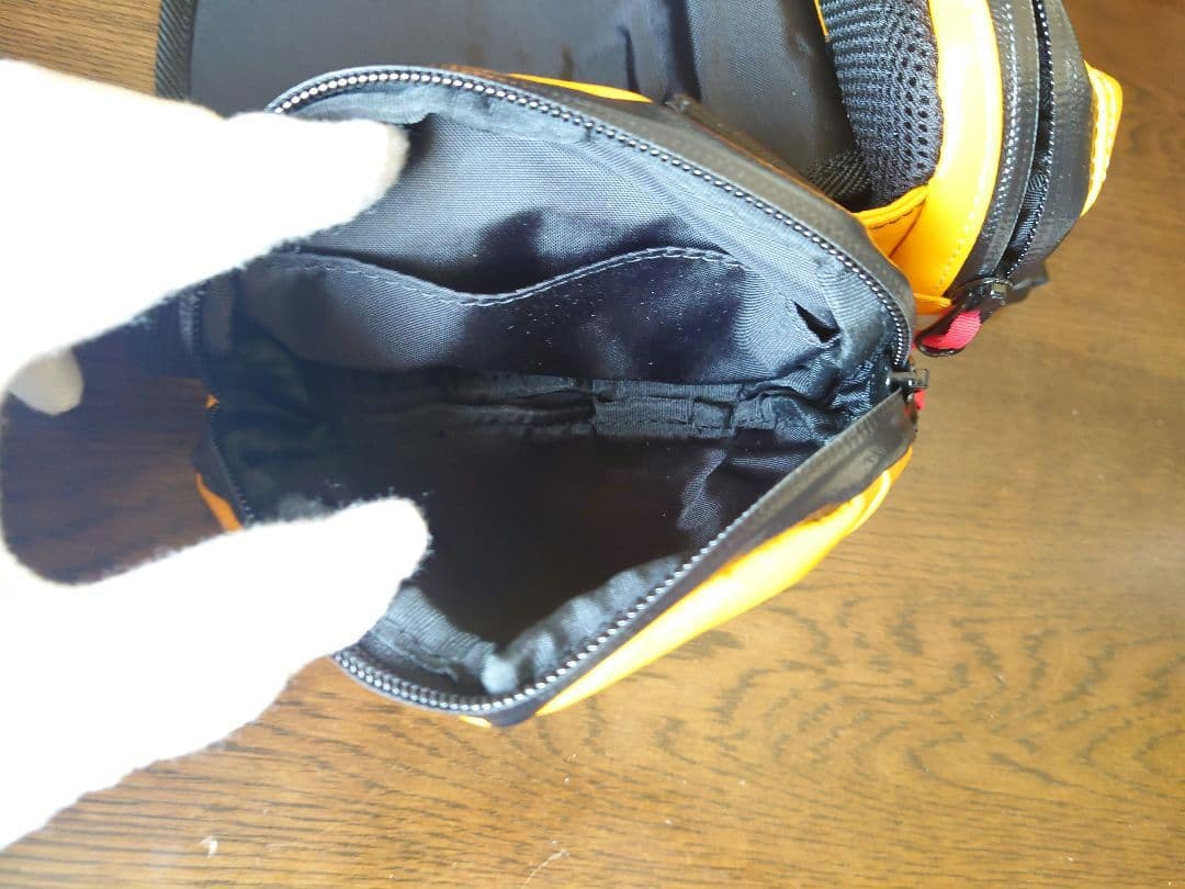 シンイチロウ アラカワ（SHINICHIRO ARAKAWA）プチ・バッグ