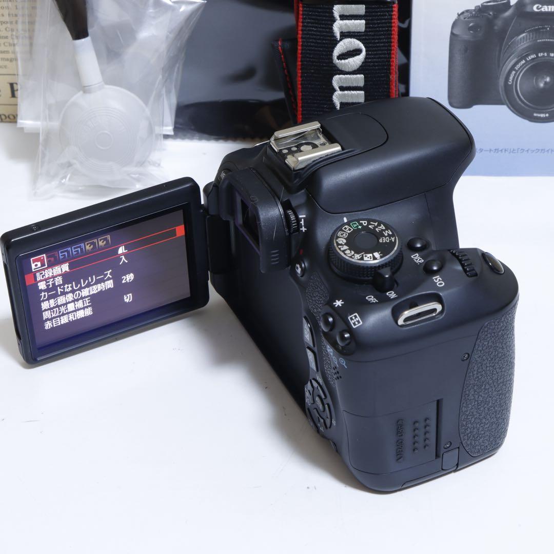 ★自撮り&動画&WiFi&超高機能機★ キャノン EOS Kiss X5♫