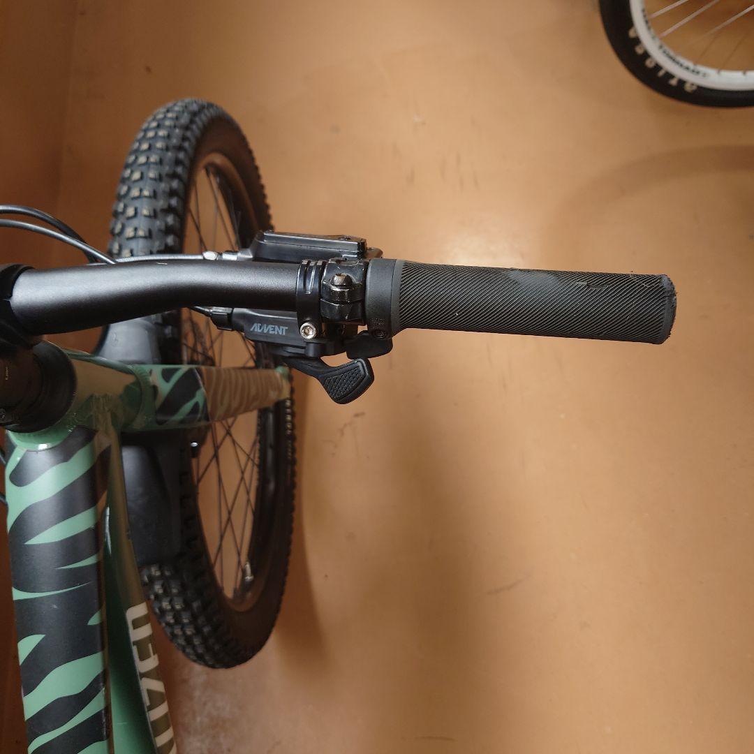 スペシャライズドSPECIALIZED リップロック RIPROCK 24インチ