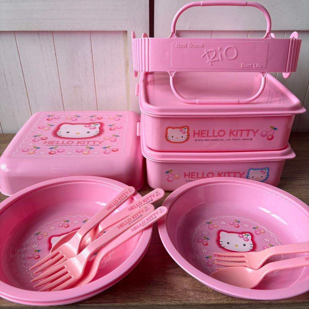 ハローキティピクニックセット　バスケットLL 重箱　ランチジャー　当時物