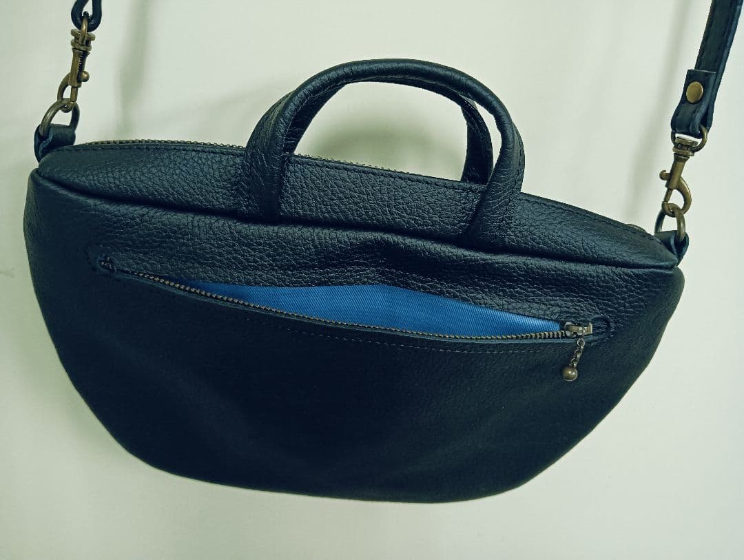 ミナペルホネン本革セレブレイトショルダーバッグ