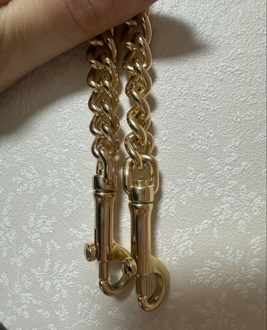 (最終値下げ) COACH ハート型ショルダーバッグ ブラック