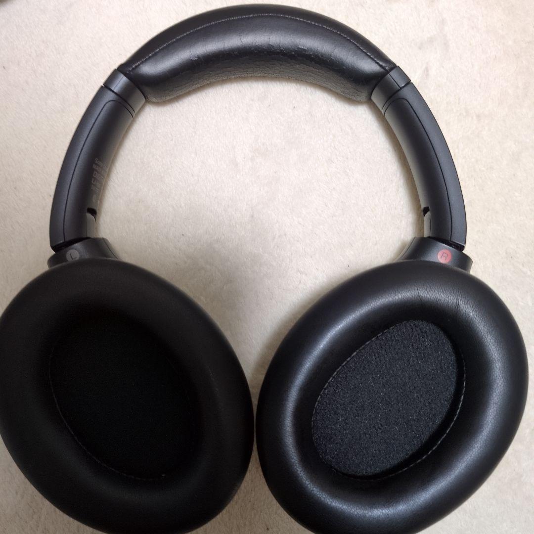 SONY　WH-1000XM3（B）ワイヤレスヘッドホン