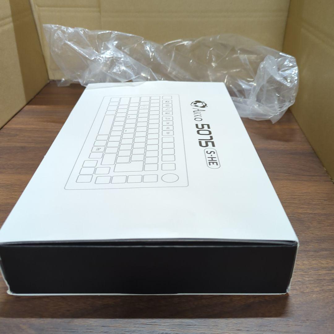 Akko(アッコ) ラピッドトリガー 8000Hz ゲーミングキーボード 新品