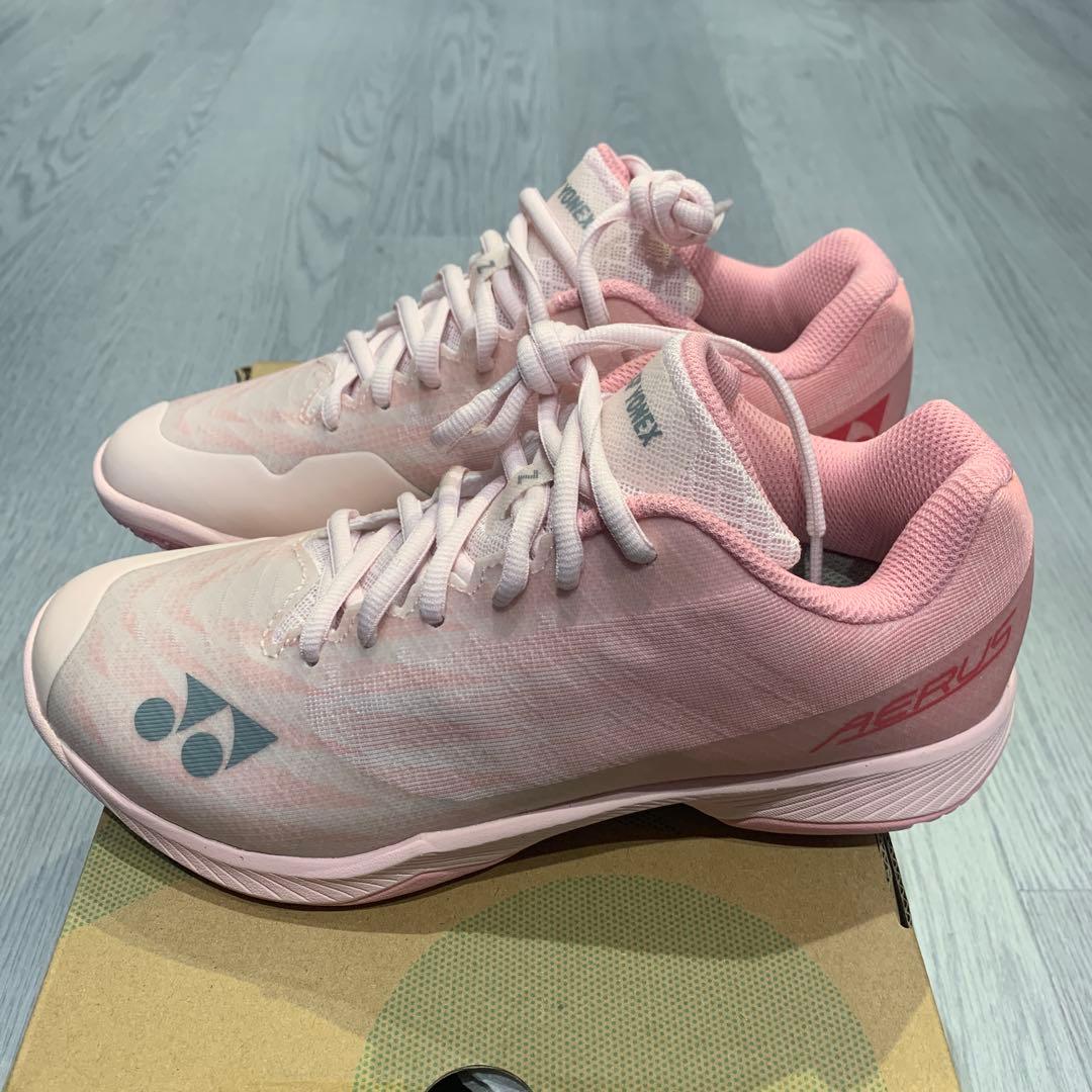 YONEX REBEL ピンク バドミントンシューズ