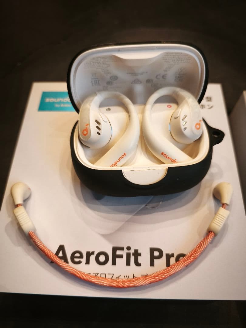 【美品】アンカー AeroFit Pro ワイヤレスイヤホン　オープンイヤー